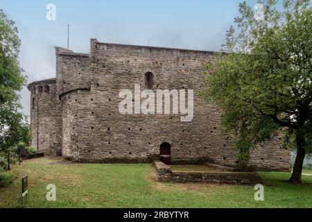 Chiesa del monastero di Sant Pere de Casserres. Spagna. Foto Stock