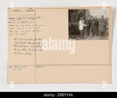 Sir Frederick E. Smith, procuratore generale della Gran Bretagna, e il suo gruppo in un tour negli Stati Uniti e in Canada. Nella foto da sinistra a destra: Sir Frederick E. Smith, l'onorevole Harold Smith MP, e il colonnello Meriwether, C.I.E. La foto è stata scattata nel gennaio 1917. Foto Stock