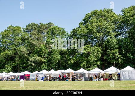 Alpharetta Atlanta Georgia, Alpharetta Arts Streetfest, evento annuale del festival dell'artigianato artistico, tende stand e bancarelle Foto Stock