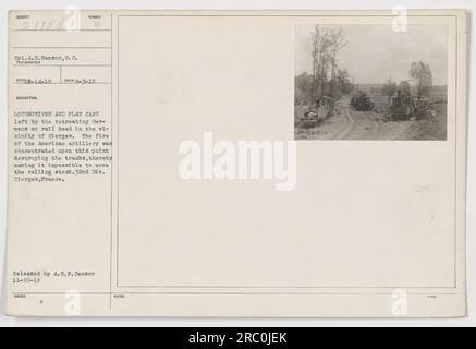 'CPL. A. H. Hanson cattura un'immagine di locomotive tedesche abbandonate e di cappellini piatti a Cierges, in Francia, durante la prima guerra mondiale. L'area fu pesantemente bombardata dall'artiglieria americana, rendendo i binari inutilizzabili e intrappolando il materiale rotabile. Data della fotografia: 3 agosto 1919. Rilasciato e rilasciato da A.E.F. Censura il 22 novembre 1918." Foto Stock