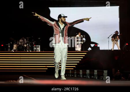 Milano, Italia. 11 luglio 2023. Pinguini tattici Nucleari si esibisce dal vivo sul palco durante lo STADI 2023 allo Stadio San Siro di Milano. Credito: SOPA Images Limited/Alamy Live News Foto Stock