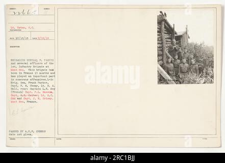 Brig. Il generale Frank Parker e gli ufficiali della 1st Infantry Brigade a Mont sec, Francia. La brigata, presente in Francia per 15 mesi, giocò un ruolo significativo in numerose offensive. Nella foto da sinistra a destra: Capitano P. W. Cheney, tenente R. A. Hall, capitano L. E. Ney (francese), capitano P. L. Ranson, capitano G. S. Coulter; tenente G. C. Cox e capitano J. W. Crissy. Data della fotografia non fornita." Foto Stock