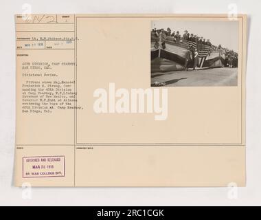 Gen. Frederick 8. Strong, Governatore W.E.Lindse del New Mexico, e Governatore W.P.Hunt dell'Arizona che rivede i soldati della 40th Division a Camp Kearney, San Diego, Cal. La fotografia, scattata il 27 marzo 1918 dal tenente E.N. Jackson, Sig.R., mostra una revisione divisionale. Censurato e pubblicato il 28 marzo 1918 da War College Div. Laboratorio. Foto Stock