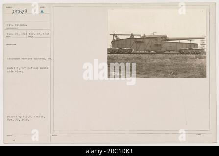 CPL. Palumbo posa accanto a un modello e, un supporto ferroviario di 14' presso l'Aberdeen Proving Grounds nel Maryland il 22 novembre 1918. La fotografia è stata ricevuta e scattata il 27 novembre 1918. Si tratta di una vista laterale del supporto ferroviario. La fotografia è stata approvata dal M.I.D. censor il 30 novembre 1918. Foto Stock