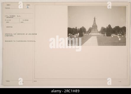 Servizi per il Memorial Day al Cimitero di Arlington. Monumento ai soldati confederati, catturato da Subiect 53712 CPL. Warner S.C.il 4 giugno 1919. Numero di pubblicazione ufficiale del fotografo: 5-3049. L'immagine mostra la commemorazione dei soldati caduti nel Memorial Day al Cimitero di Arlington. Per ulteriori dettagli, vedere le note 9053719." Foto Stock