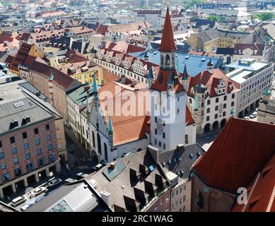 Antica casa della città di Monaco (Altes Rathaus) in Marienplatz Foto Stock