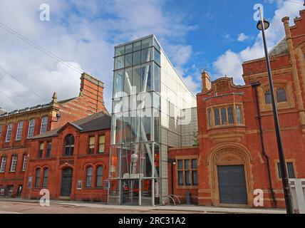 Pyramid Arts Centre, quartiere culturale, Palmyra Square South, Warrington, Cheshire, INGHILTERRA, REGNO UNITO, WA1 1BL Foto Stock