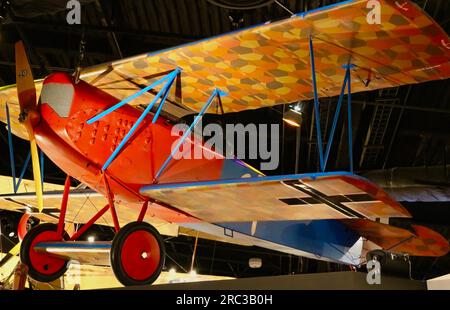 Fokker D.VII riproduzione dell'aereo da combattimento tedesco della prima guerra mondiale in mostra al Museum of Flight Seattle Washington State USA Foto Stock