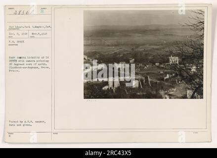 L'immagine 111-SC-28566 raffigura il 2° tenente Carl C. Mayhew della fanteria durante la prima guerra mondiale La foto è stata scattata il 5 novembre 1918 a Clermont-en-Argonne, Mosa, Francia, con la stessa posizione della telecamera dell'immagine 28565, ma la telecamera era angolata 20 gradi a est di nord. L'immagine è stata ricevuta da P.M. il 2 dicembre 1918, e approvata dalla A.E.F. censor. Le note indicano "Sachb 3-200". Foto Stock