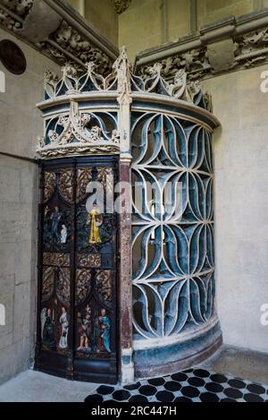 La Cappella con l'architettura gotica fiammeggiante, il Museo Cluny - Museo Nazionale del Medioevo, Parigi, Francia Foto Stock