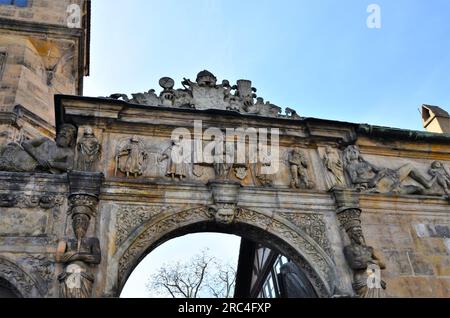 Old Court (Alte Hofhaltung) - un complesso storico di edifici a Bamberga. Si compone di ex edifici residenziali ed economici della Corte Episcopale (15t Foto Stock