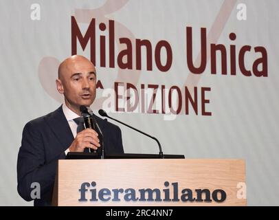 Milano, Italia. 11 luglio 2023. Milano, Italia Milano unica 2024-2025 esposizione internazionale di tessuti e accessori conferenza di presentazione alla Fiera Milano Rho in foto: Alessandro Barberis Canonico presidente di Milano unica Credit: Agenzia fotografica indipendente/Alamy Live News Foto Stock