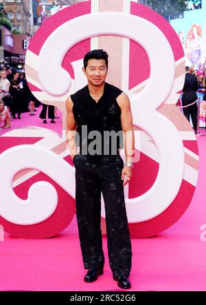 SIMU Liu arriva per la prima europea di Barbie al Cineworld Leicester Square di Londra. Data foto: Mercoledì 12 luglio 2023. Foto Stock
