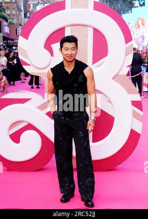 SIMU Liu arriva per la prima europea di Barbie al Cineworld Leicester Square di Londra. Data foto: Mercoledì 12 luglio 2023. Foto Stock