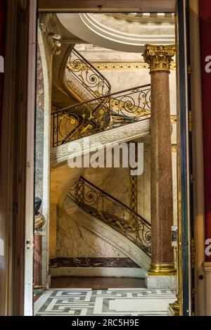 Scalinata, Museo Jacquemart-André, un museo privato nell'VIII arrondissement, Parigi, Francia Foto Stock
