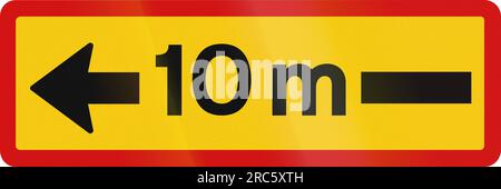 Segnale stradale aggiuntivo in Islanda - il segnale si applica 10 metri in direzione della freccia Foto Stock
