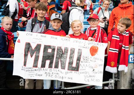 Oslo, Norvegia. 12 luglio 2023. I tifosi del Manchester United si sono visti sulle tribune durante un'amichevole pre-stagionale tra il Manchester United e il Leeds United all'Ullevaal Stadion di Oslo. (Foto: Gonzales Photo/Alamy Live News Foto Stock