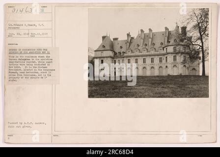 I delegati tedeschi ai negoziati per l'armistizio risiedevano nello Chateau Fransport, situato nella foresta di Compiegne, vicino a Rethondes, a circa 10 miglia da Compiegne. Il castello è di proprietà del Marchese de 1¹ Aigle. La foto mostra la residenza dove si sono svolte le trattative nel novembre 1918. Approvato dalla censura A.E.F. ma la data esatta non è specificata. Foto Stock