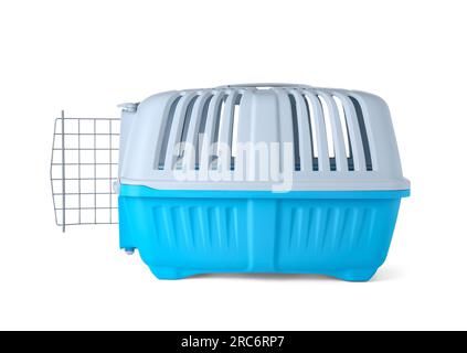 Trasportino per animali di colore azzurro isolato su bianco Foto Stock