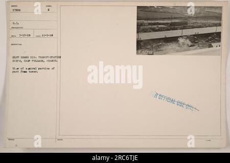 Vista aerea della parte centrale del cantiere di Camp Pullman in Francia, gestito dal 21st Grand Division Transportation Corps durante la prima guerra mondiale La foto è stata scattata il 1 novembre 1918 e gli è stato assegnato il simbolo '2 21ST GRAND DIV. TRANSPORTATION CORPS, CAMP PULLMAN, FRANCIA." Questa immagine è indicata come "SOLO PER USO UFFICIALE". Foto Stock