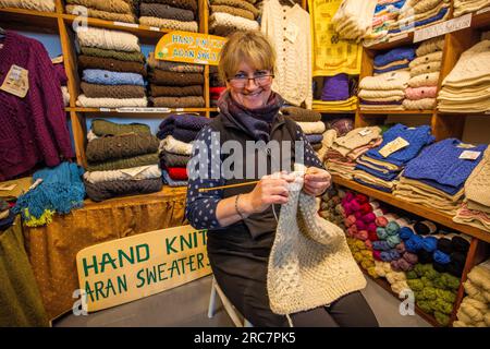 Innish More, Aran Island, Irlanda, Kilmurvey Village e Beach Foto Stock