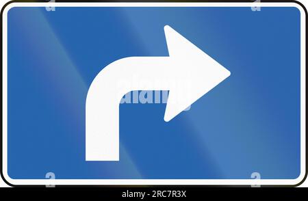 Segnaletica stradale supplementare islandese - direzione in avanti e a destra Foto Stock