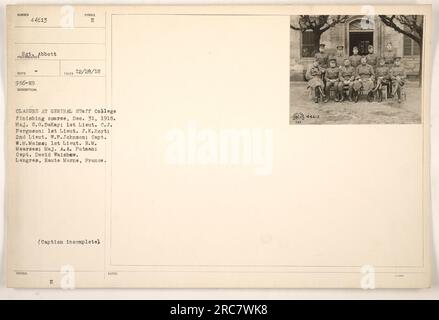 Foto di gruppo di ufficiali militari che hanno completato il corso presso il General staff College, terminando il 31 dicembre 1918. Gli ufficiali raffigurati includono Mej. S.G.DeKay, lat Lieut. C.J. Ferguson, 1° Lieut. J.K.Eoyt, 2° Lieut. W.P.Johnson, Capt. W.M.Maims, 1st Lieut. R.M. Mearses, il maggiore A. A. Putman e il capitano David Waishaw. Presa a Langres, Haute Marne, Francia, il 28 dicembre 1918. Foto Stock