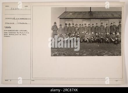 Sottufficiali al Camp Hospital n. 44 in G.I.S.D. Vicino a Gievre, Loire et Cher, Francia. Questa foto è stata scattata dal fotografo Sot. J.W. Crunelle, S.C., il 14 aprile 1919. Gli viene assegnato il numero di descrizione Takeh-30-19. L'immagine mostra un gruppo di sottufficiali all'ospedale del campo. Foto Stock