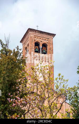 La Chiesa degli Eremitani, o Chiesa degli Eremiti, è un'ex chiesa agostiniana in stile gotico del XIII secolo a Padova, in Italia. Foto Stock