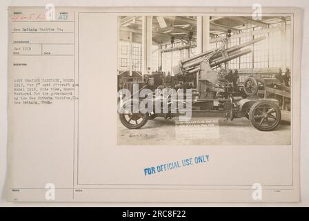 "Vista laterale di un carrello anti-rimorchio, modello 1917, progettato per un cannone antiaereo da 3", modello 1918. Prodotto dalla New Britain Machine Co. Per il governo degli Stati Uniti. Questa foto è stata scattata nel gennaio 1919 da un fotografo ufficiale. Il trasporto è stato rilasciato esclusivamente per uso ufficiale. » Foto Stock