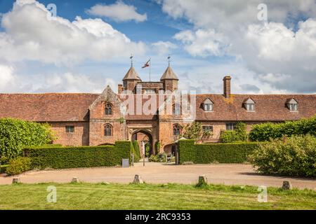 Geografia / viaggi, Gran Bretagna, Kent, Cranbrook, portale per il giardino del castello di Sissinghurst, ULTERIORI-DIRITTI-CLEARANCE-INFO-NOT-AVAILABLE Foto Stock