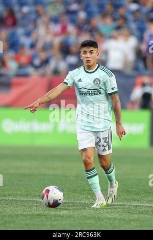 12 luglio 2023; Foxborough, ma, Stati Uniti; Il centrocampista dell'Atlanta United Thiago Almada (23) in azione durante la partita MLS tra Atlanta United e New England Revolution. Anthony Nesmith/CSM Foto Stock