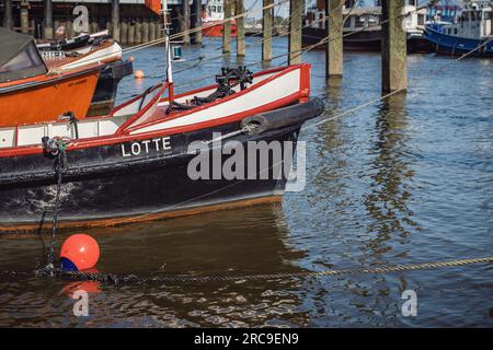 Historische Barkasse "lotte" am Liegeplatz im Museumhafen von Oevelgönne ad Amburgo Foto Stock