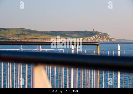 Scogliere Cap Blanc-Nez vicino a Calais, da un traghetto Foto Stock