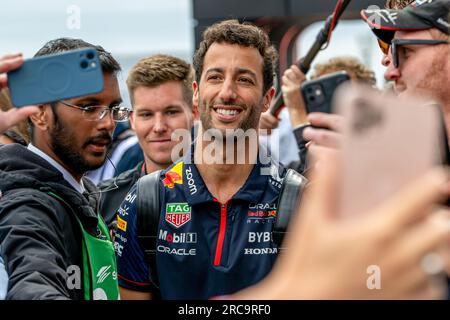 Silverstone, grande britiano. 10 luglio 2023. CIRCUITO DI SILVERSTONE, REGNO Unito - 9 LUGLIO: Daniel Ricciardo prima del Gran Premio di Gran Bretagna sul circuito di Silverstone domenica 9 luglio 2023 a Silverstone, Regno Unito. (Foto di Michael Potts/BSR Agency) credito: BSR Agency/Alamy Live News Foto Stock