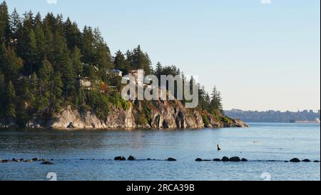 Stagione autunnale al Whytecliff Park, West Vancouver, British Columbia, Canada Foto Stock