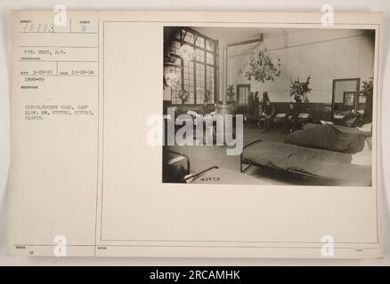 Reparto di convalescenza nel Camp Hospital 28 a Nevers, Nièvre, Francia. Foto scattata dal fotografo Rico il 28 dicembre 1918. L'oggetto della foto è Private Eddy, S.C., con numero di serie 45873. La descrizione della foto è 1926-19. Queste informazioni sono state pubblicate sulle note che accompagnano la foto. Foto Stock