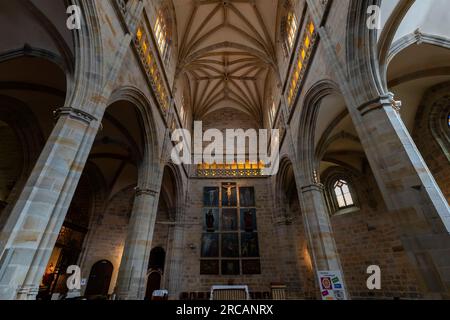 La Chiesa di San Antón è una chiesa cattolica situata a Bilbao, nei Paesi Baschi, in Spagna. È dedicato ad Antonio il grande, noto come San Antón in Spa Foto Stock