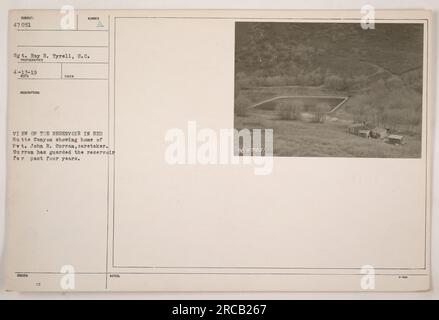 Il soldato John R. Curran è a guardia del bacino idrico nel Red Butte Canyon. E' stato il custode degli ultimi quattro anni. La foto è stata scattata il 13 aprile 1919 dal sergente Ray R. Tyrell del Signal Corps. Questa è l'immagine numero 47.051 della collezione. Foto Stock