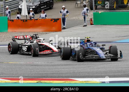 Spielberg, Austria. 2 luglio 2023. Formula 1 Rolex Gran Premio d'Austria al Red Bull Ring, Austria. Nella foto: #2 Logan Sargeant (USA) di Williams Racing in Williams FW45 durante la gara © Piotr Zajac/Alamy Live News Foto Stock