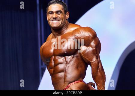 Columbus, Ohio, USA. 30 settembre 2006. IFBB Bodybuilder professionale Gustavo Badell in gara al Mr. Olympia 2006. (Immagine di credito: © Ian L. Sitren/ZUMA Press Wire) SOLO USO EDITORIALE! Non per USO commerciale! Foto Stock