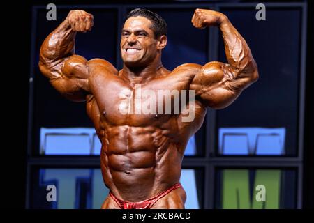 Columbus, Ohio, USA. 30 settembre 2006. IFBB Bodybuilder professionale Gustavo Badell in gara al Mr. Olympia 2006. (Immagine di credito: © Ian L. Sitren/ZUMA Press Wire) SOLO USO EDITORIALE! Non per USO commerciale! Foto Stock