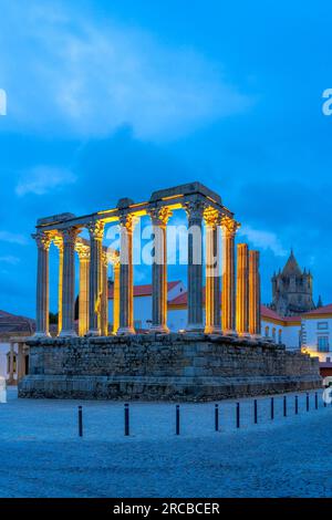 Tempio romano, Évora, Alentejo, Portogallo Foto Stock
