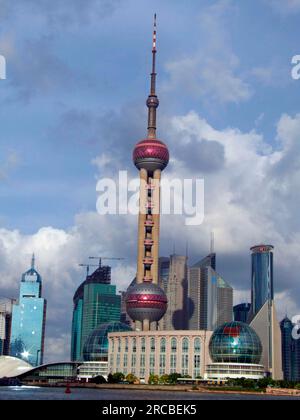 Torre della televisione, Pudong, Shanghai, Pearl of the Orient Tower, Cina Foto Stock