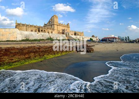 Dansborg buit di forte danese nel 1620 sulla riva della baia del Bengala a Tranquebar, Tharangambadi, Tamil Nadu, India meridionale, Asia. L'Est britannico Foto Stock