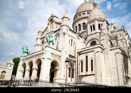 Bella foto che mostra il Sacro cuore a Parigi Foto Stock