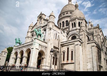 Bella foto che mostra il Sacro cuore a Parigi Foto Stock