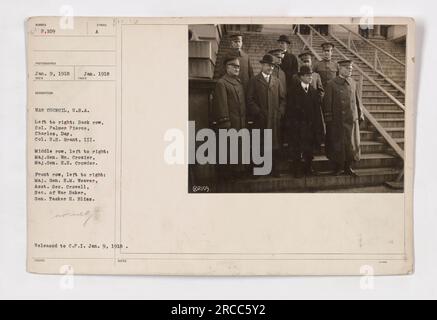 Riunione del Consiglio di guerra negli Stati Uniti durante la prima guerra mondiale. I partecipanti includevano il colonnello Palmer Pierce, Charles Day, col. U.S. Grant, maggiore generale William Crozier, maggiore generale E.H. Crowder, maggiore generale E.M. Weaver, Asst. Sec. Crowell, sec. Di War Baker e il generale Tasker H. Bliss. Foto scattata nel gennaio 1918. Foto Stock