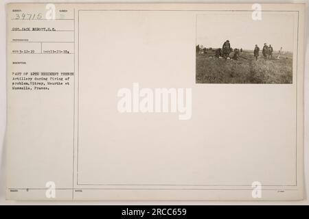 Il sergente Jack Abbott, S.C., fotografo durante la prima guerra mondiale, ha scattato questa foto il 21 novembre 1918. L'immagine mostra un problema di fuoco dell'artiglieria di trincea condotto dal 12th Regiment a Vitrey, Meurthe et Mosselle, Francia. La fotografia è catalogata come numero 31715. Foto Stock