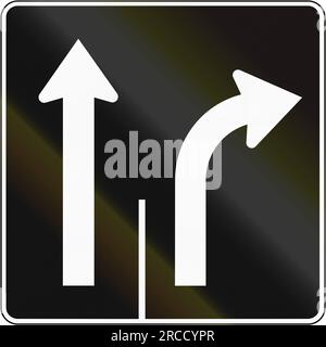 Segnale di gestione corsia in Canada - due corsie dritte e a destra. Questo segno è usato in Quebec. Foto Stock